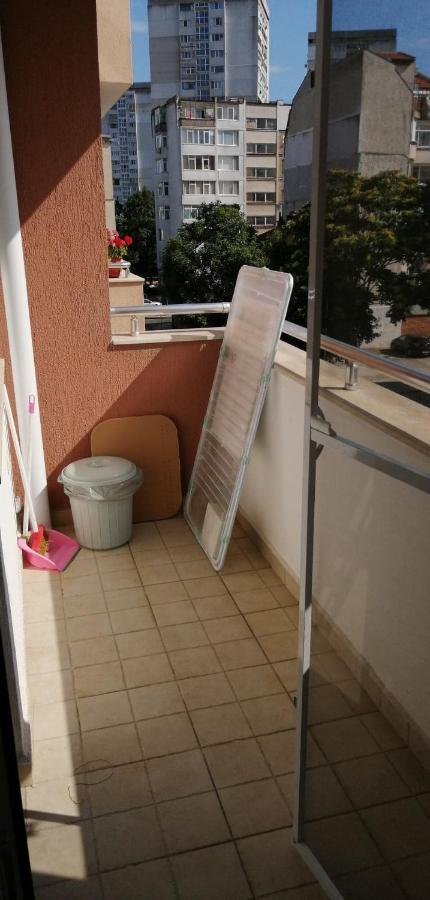 Cozy Apartament Naydenov Apartman Burgasz Kültér fotó