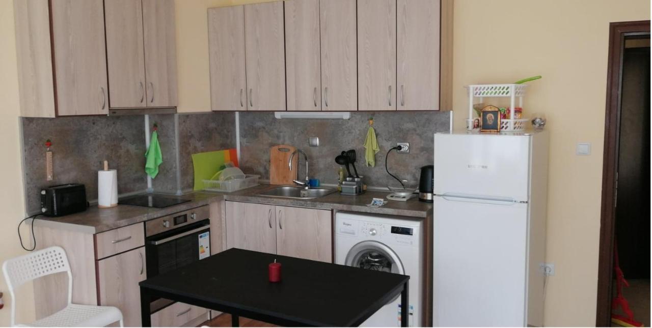 Cozy Apartament Naydenov Apartman Burgasz Kültér fotó